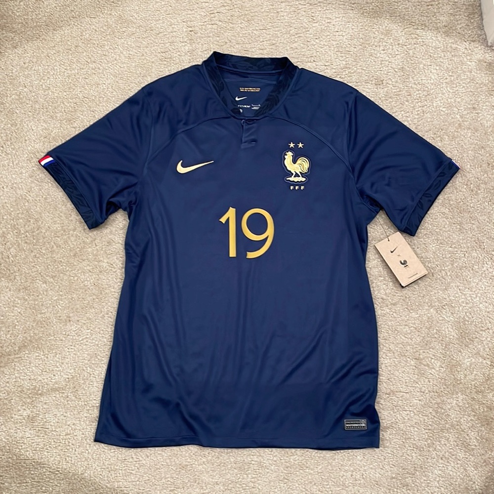 Men's Nike Benzema France Home Jersey 2022 size L brand new with tag